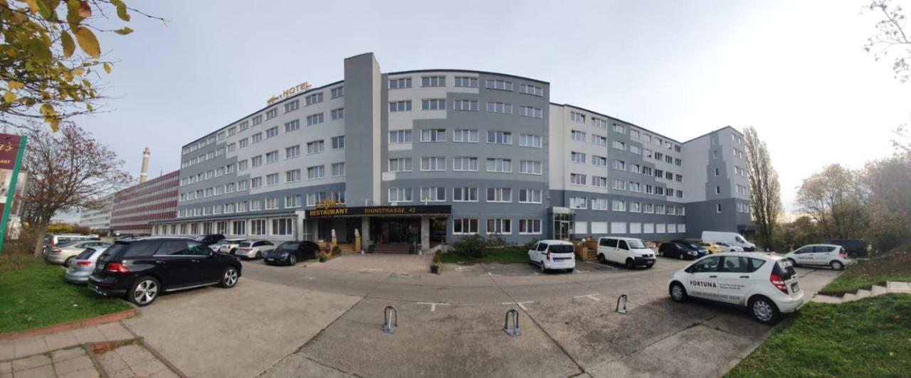 R&b * Berlin